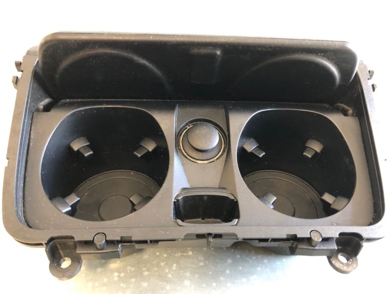 BMW 5 SERIES F10 CENTRE CONSOLE CUP HOLDERS 9238611 B415